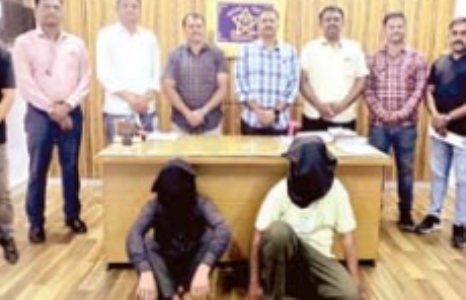 गाड़ी की टक्कर लगने के बहाने चाेरी करने वाली गैंग का पर्दाफाश